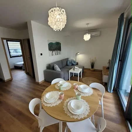Baltycka Oaza - Z Ogrodkiem, Basen, Sauna, Jacuzzi Appartement Jastrzębia Góra