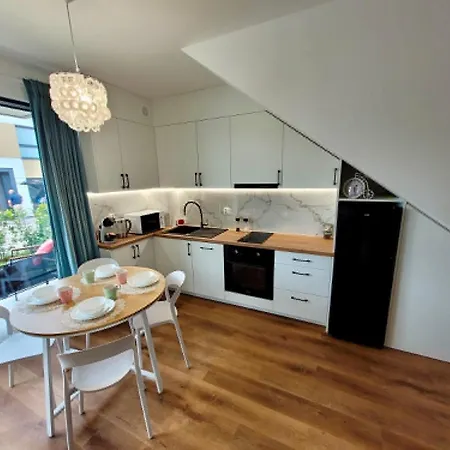 Baltycka Oaza - Z Ogrodkiem, Basen, Sauna, Jacuzzi * Jastrzębia Góra